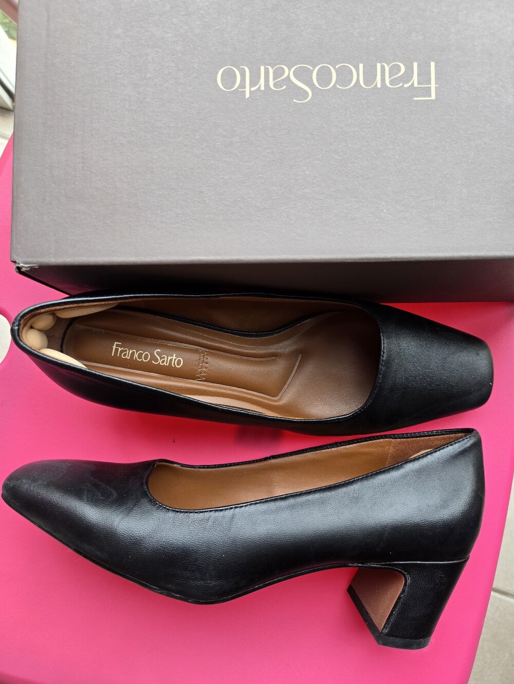 Franco Sarto Black Leather Mid Block Heel Pumps